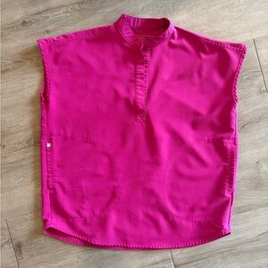 FIGS Rafaela Scrub Top Raspberry Sorbet XXS